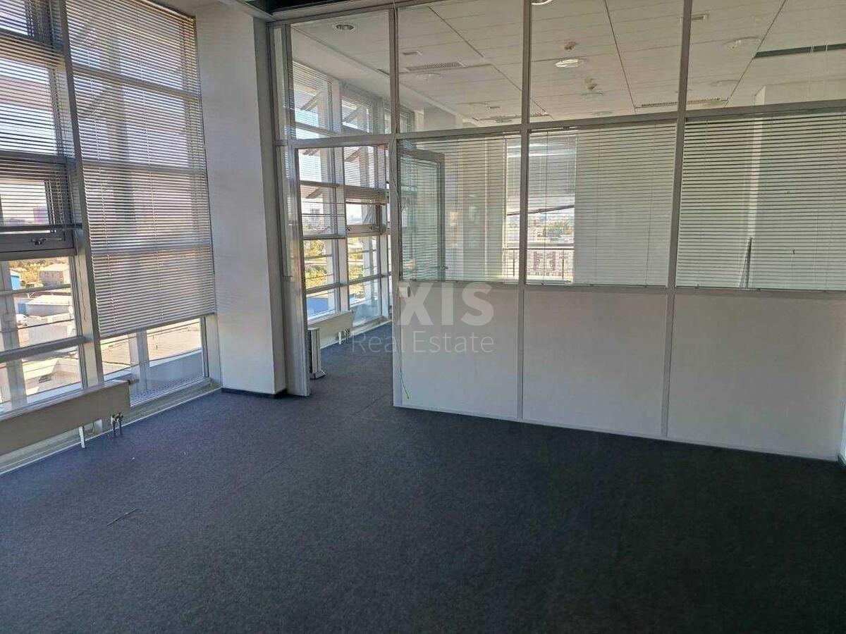 Office vul. Novokostjantynivs'ka 18, 1650m2588675