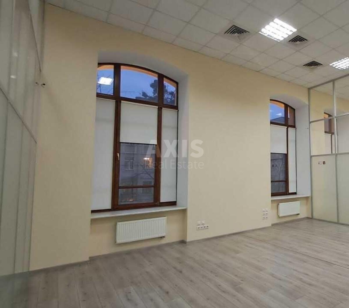 Office vul. Bul'varno-Kudrjavs'ka 22/24, 783m25