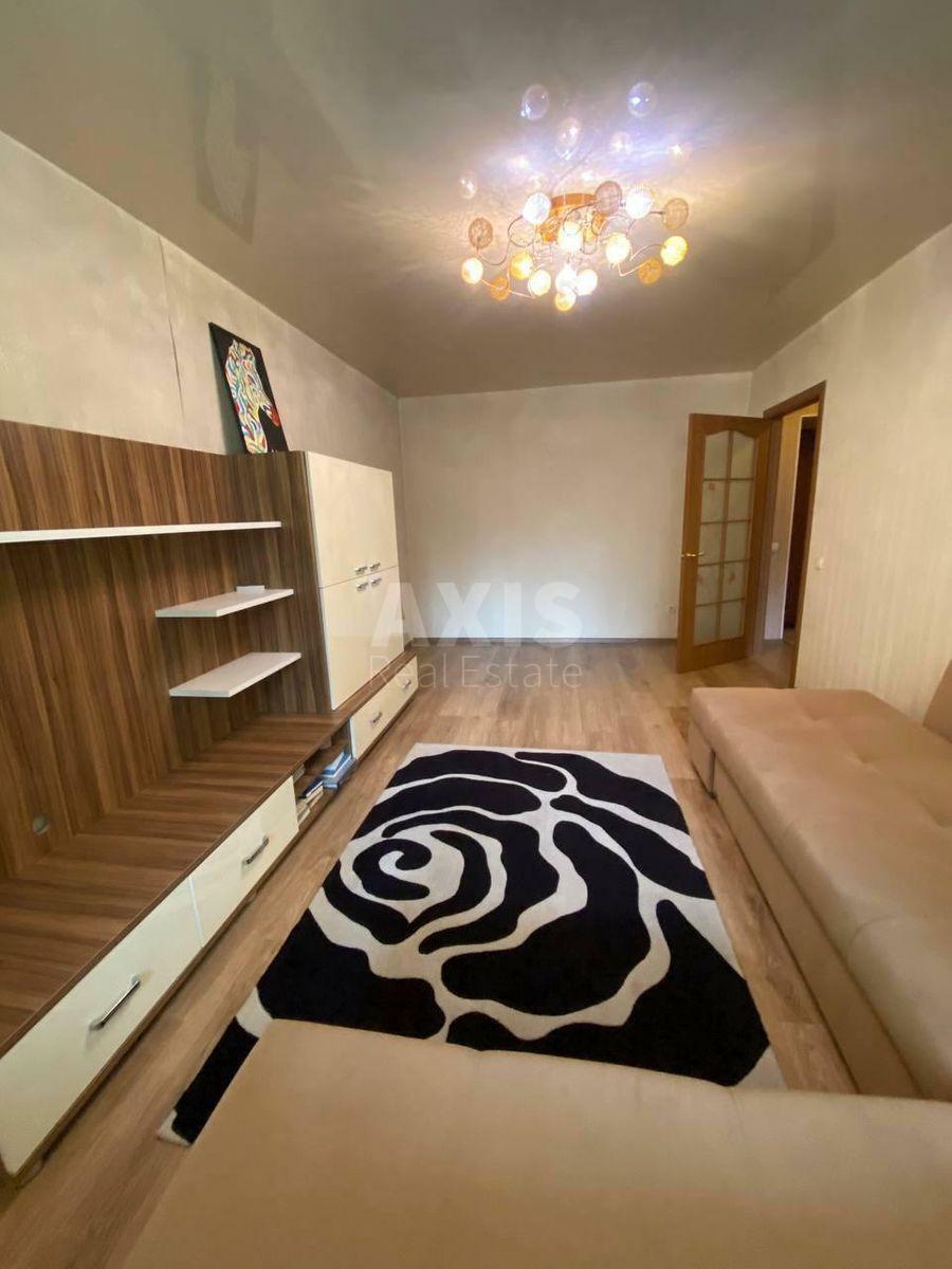 1k apartment vul. Hohlovyh Sim'i' 13