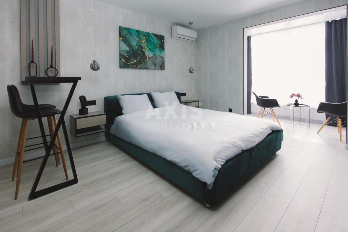 2k apartment vul. Revuc'kogo 542