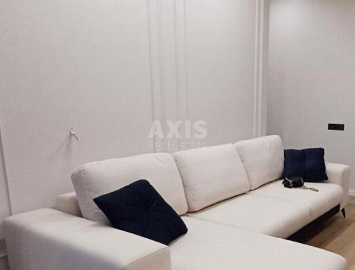 2k apartment vul. Dragomyrova Myhajla 14Б0