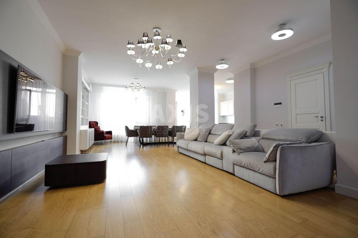 3k apartment vul. Dragomyrova Myhajla 184