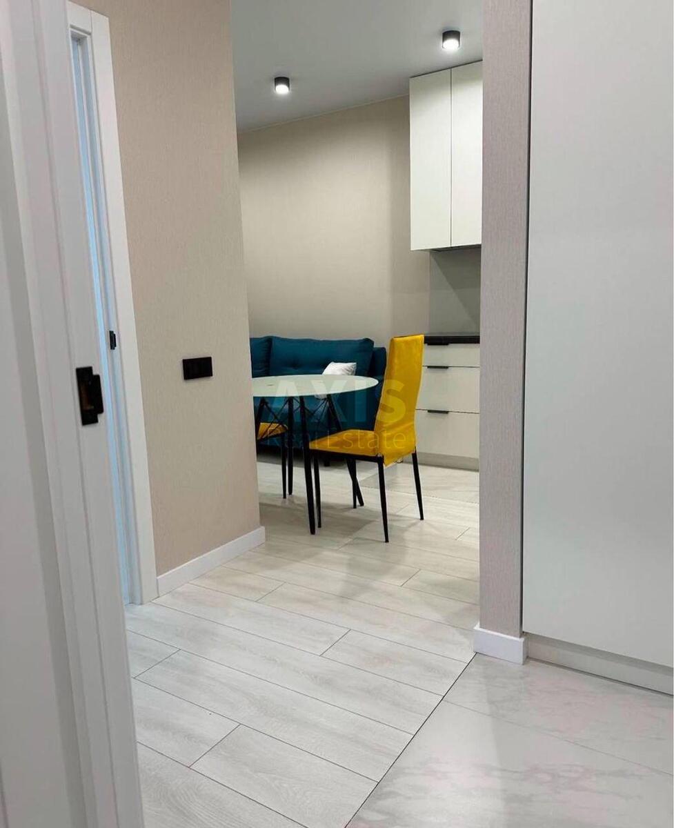 1k apartment vul. Myhajla Maksymovycha 243