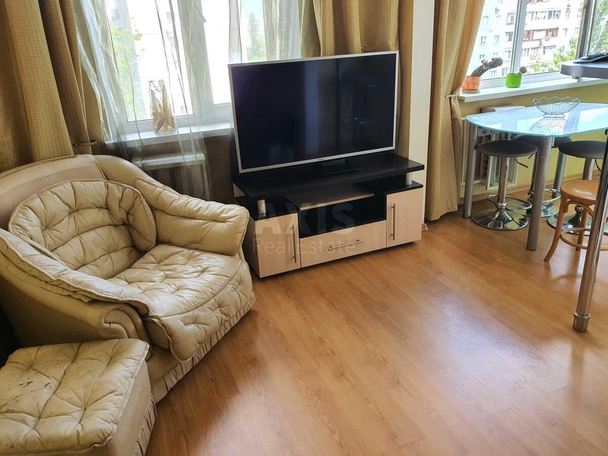 3k apartment vul. Malyshka Andrija 9570080