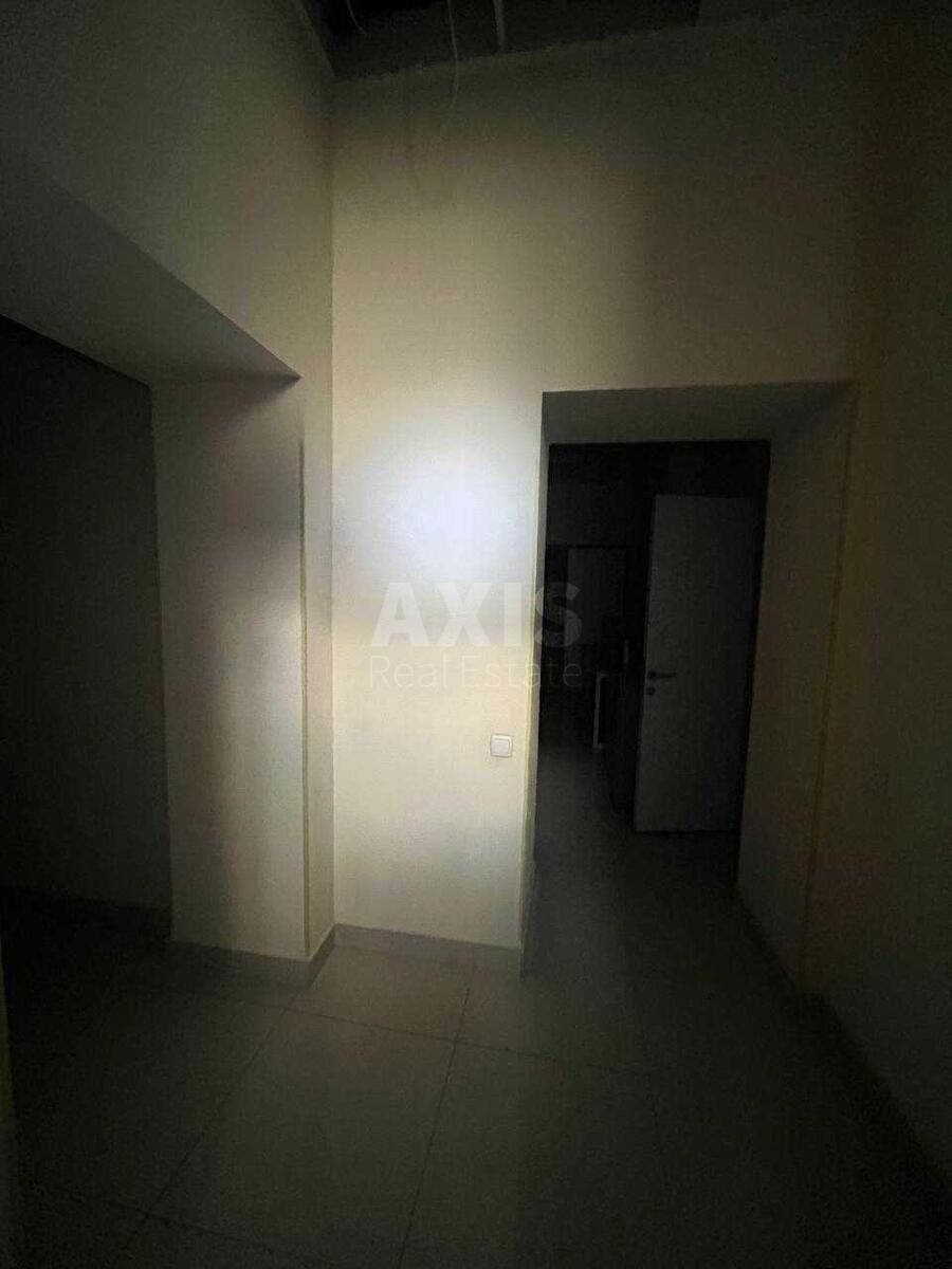 Trade object nab. Dniprovs'ka 13, 770m2613087