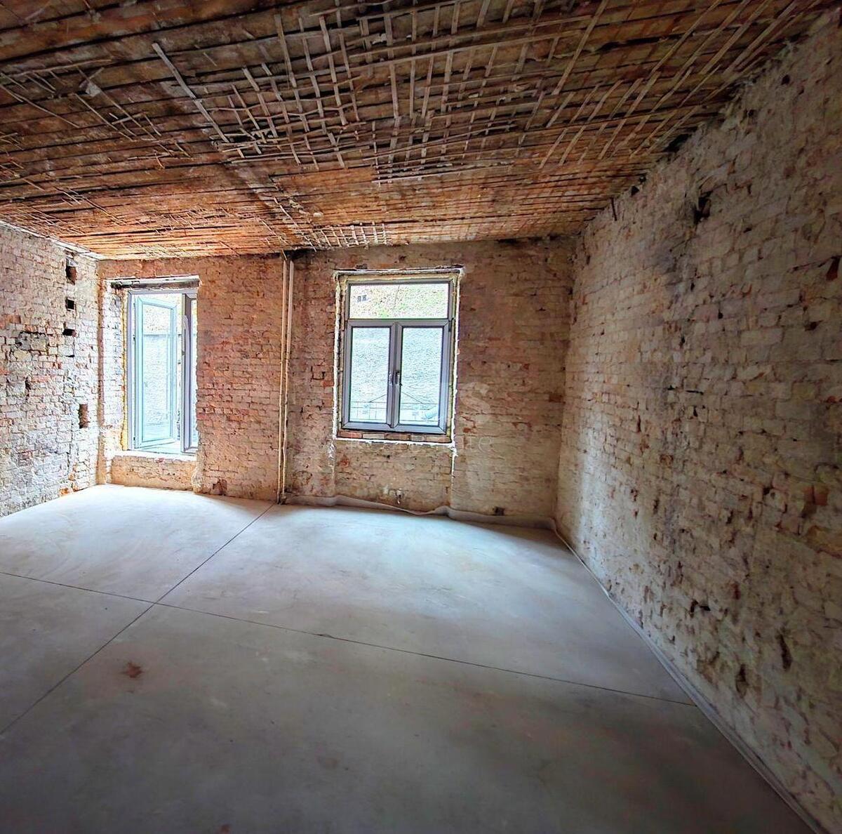 Trade object vul. Shovkovychna 38, 110m23