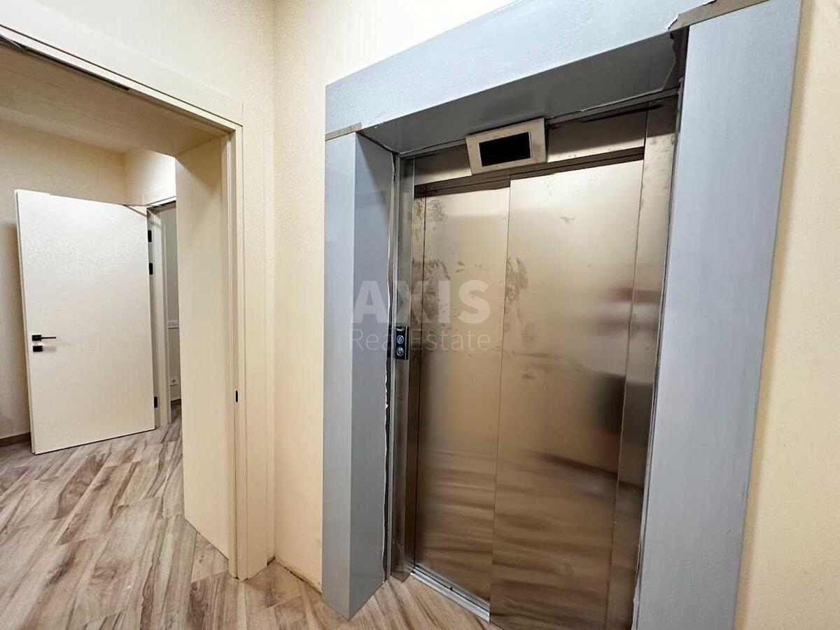 Офис спуск Андреевский 7А, 1000м25