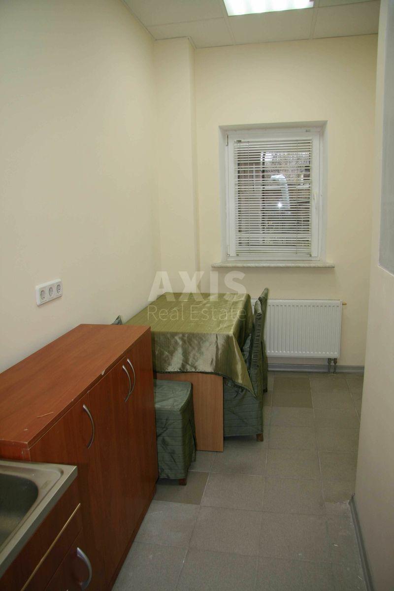 Office vul. Moldavs'ka 2, 101m23