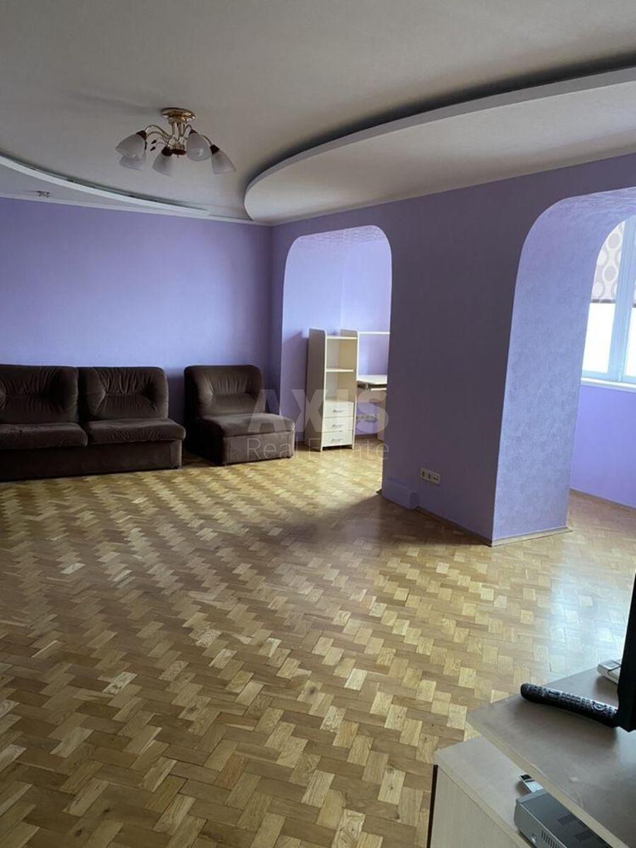 3k apartment vul. Obolons'ka naberezhna 129