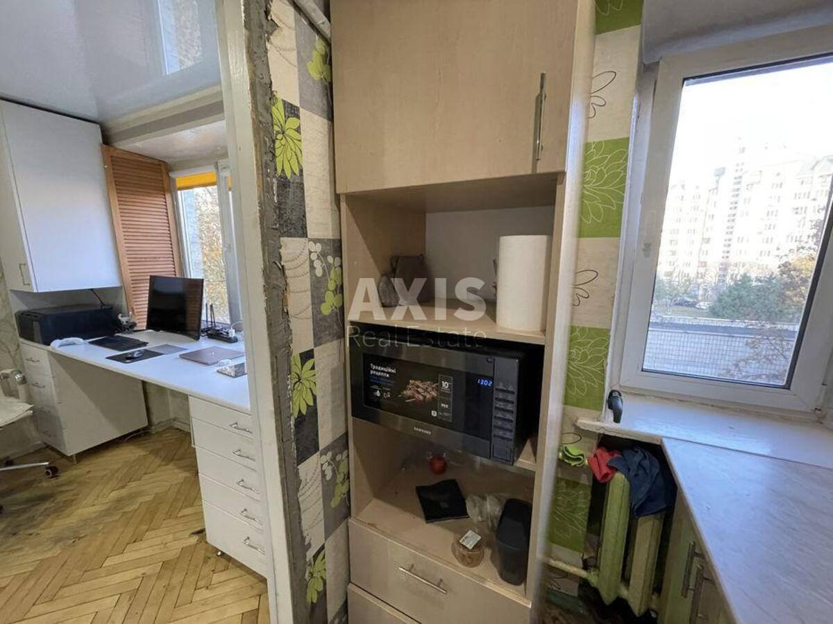 1k apartment vul. Korol'ova Akademika 10в4