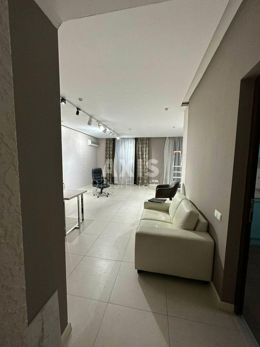 Office vul. Levka Lukyanenka 21, 196m2561707