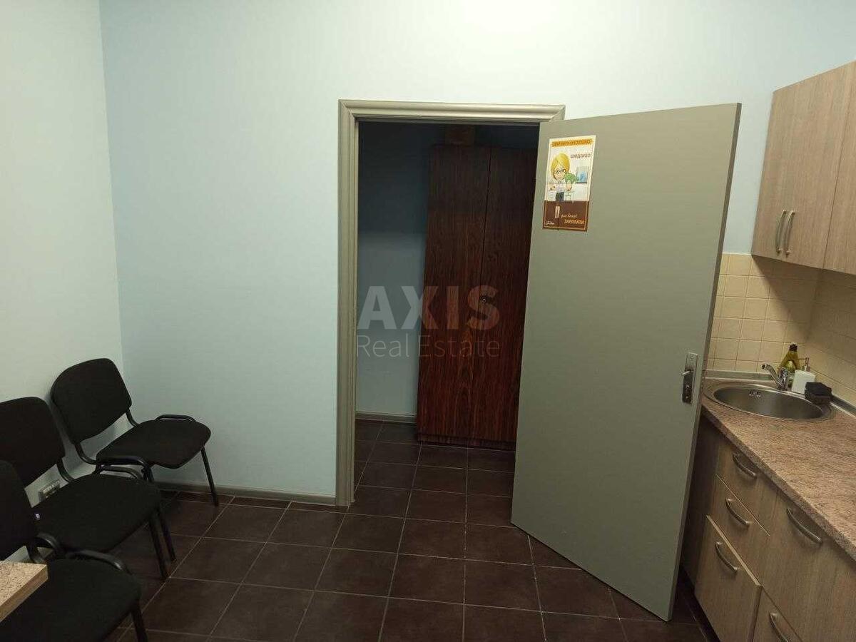 Office prov. Muzejnyj 4, 275m2574349