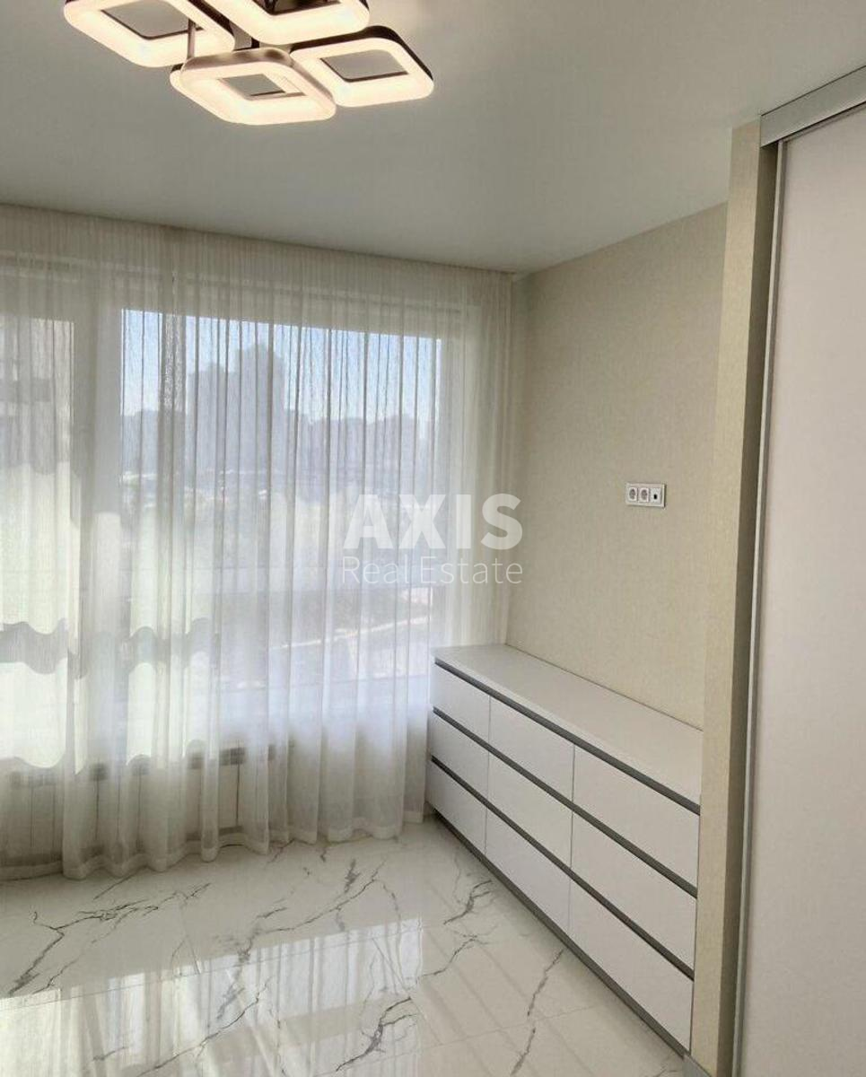 2k apartment vul. Dragomanova 31В438180