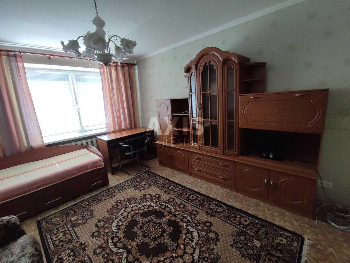 2к квартира ул. Ахматовой Анны 7/153