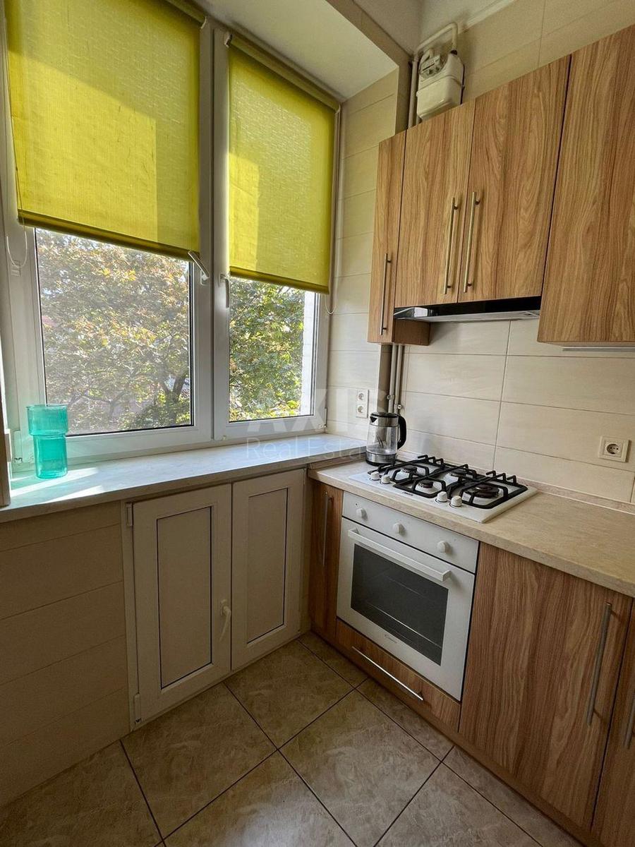 2k apartment uzv. Klovs'kyj 49