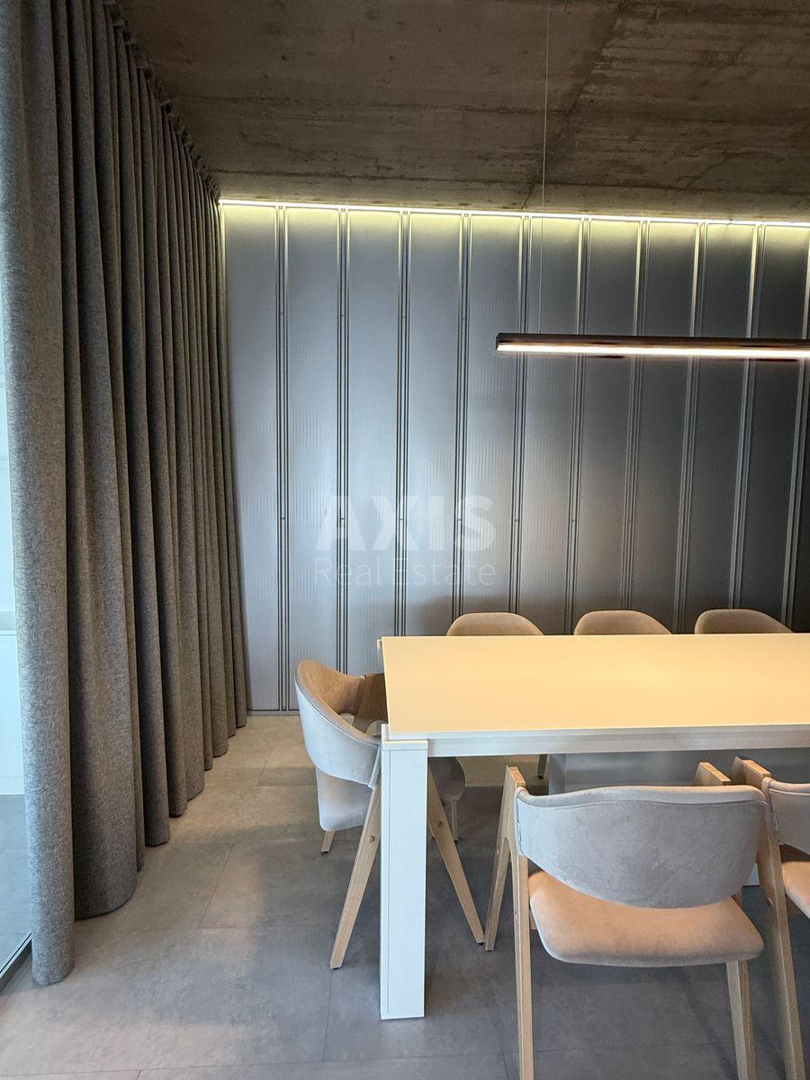 Office vul. Pan'kivs'ka 20/82, 140m210