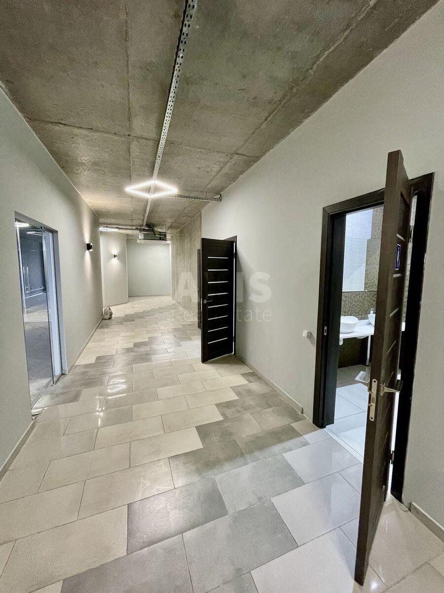 Office vul. Ushyns'kogo 40, 1500m2586616
