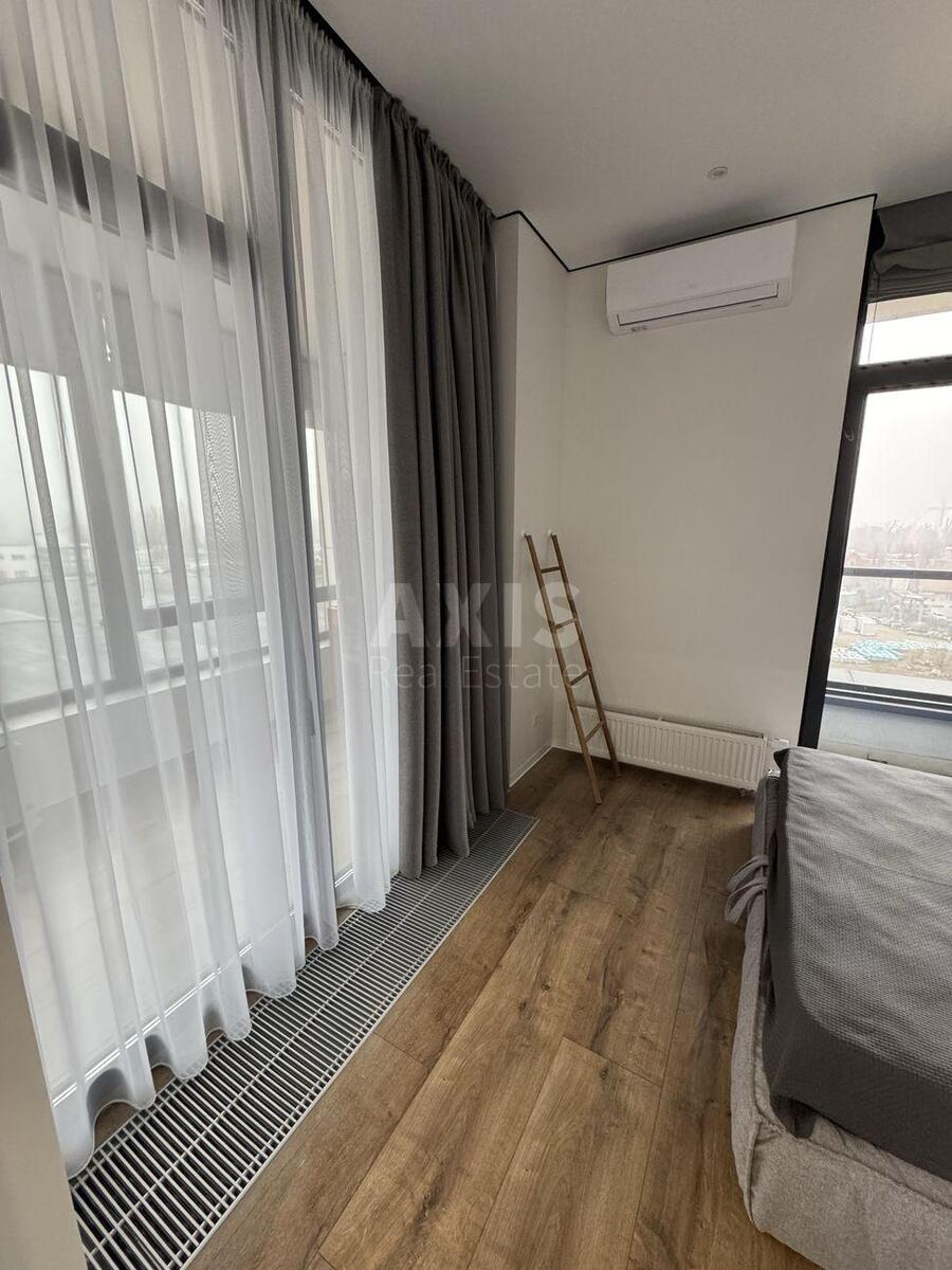 2k apartment vul. Hohlovyh Sim'i' 84