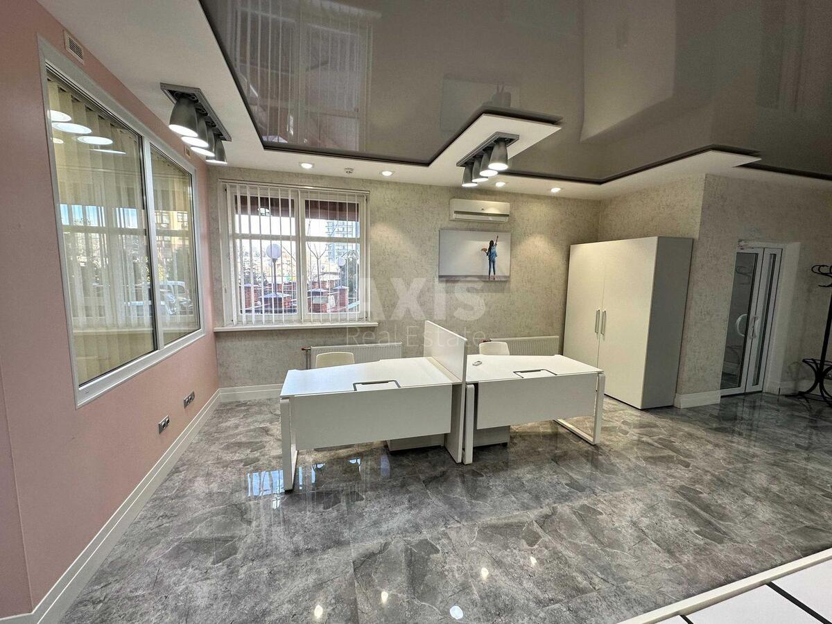 Офис ул. Евгения Коновальца 32Б, 70м20
