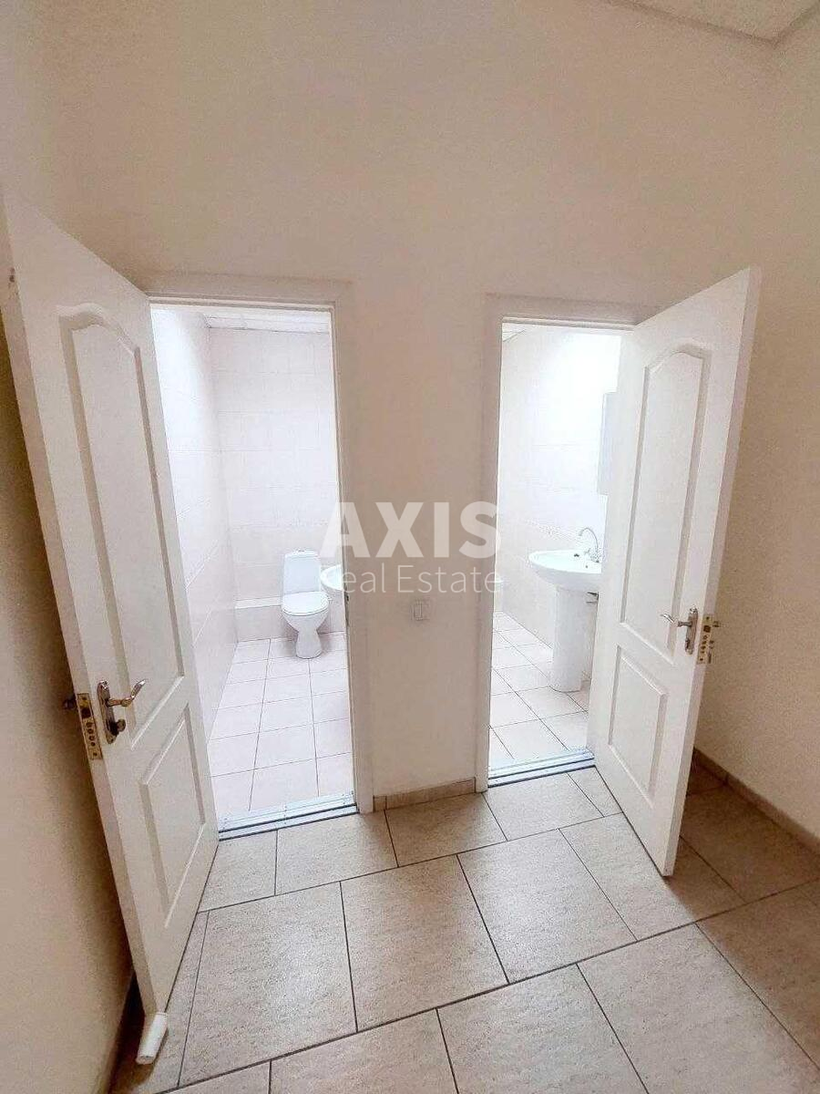 Office vul. Henerala Almazova 18/7, 39m2604471