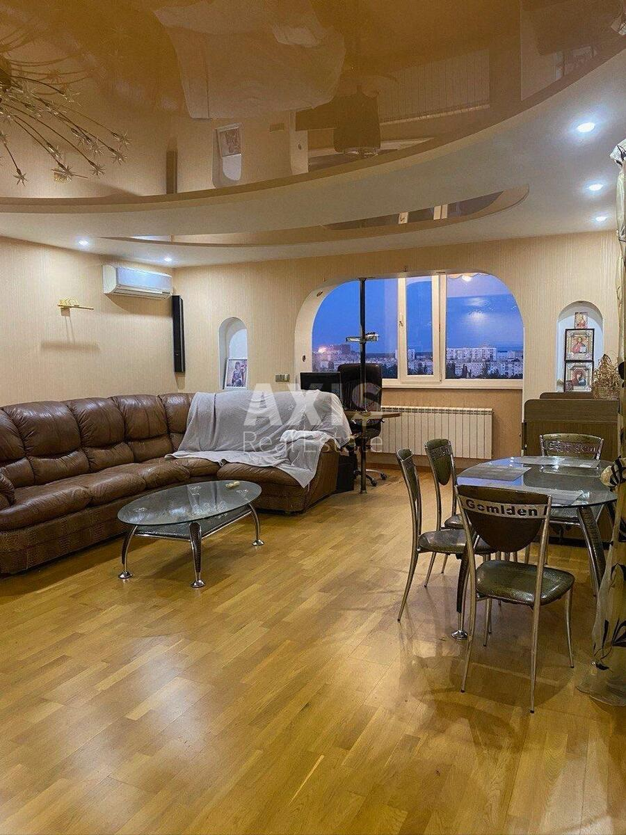3к квартира бул. Дарницкий 8577690