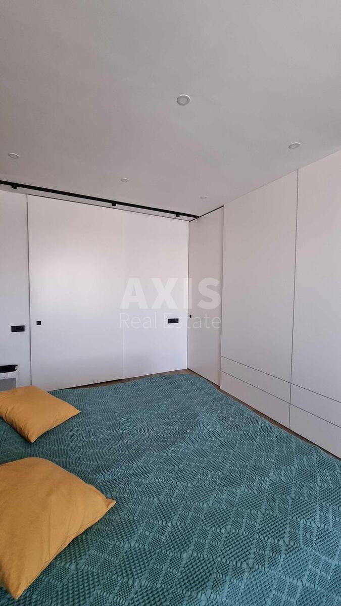 3k apartment vul. Bogatyrs'ka 6А5
