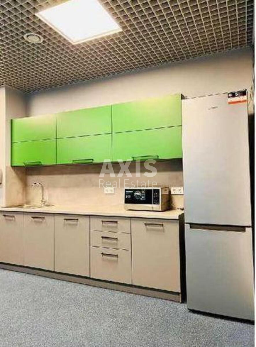 Office vul. Verhnij Val 10, 217m23