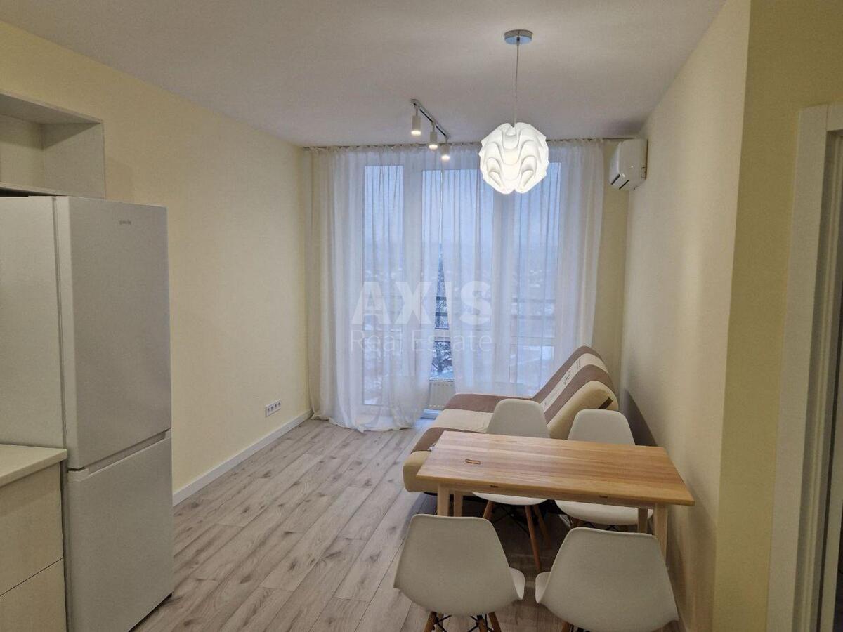 2k apartment nab. Dniprovs'ka 18571460