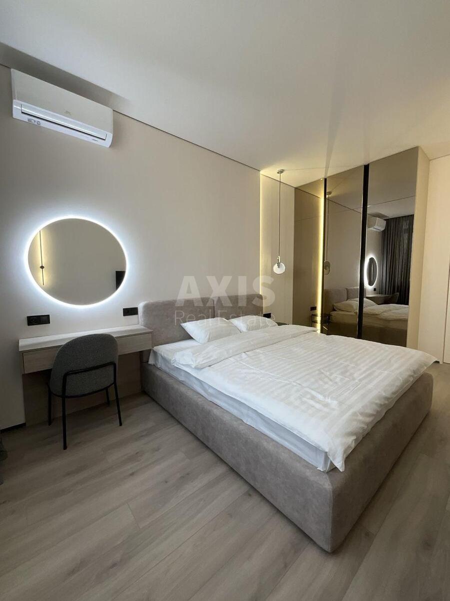 1k apartment pr-t Berestejskij 11Б615713