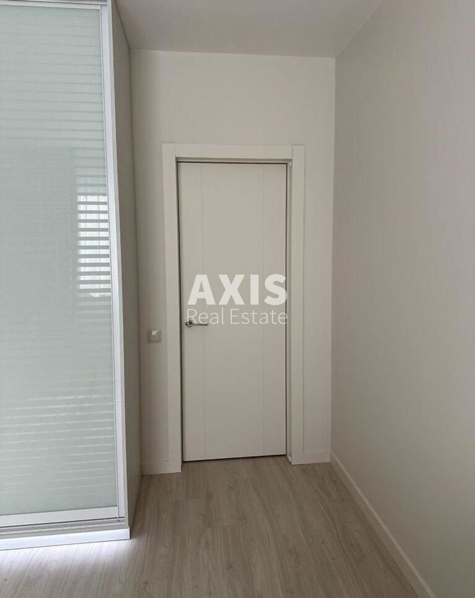 1k apartment vul. Kryms'kogo Akademika 1056