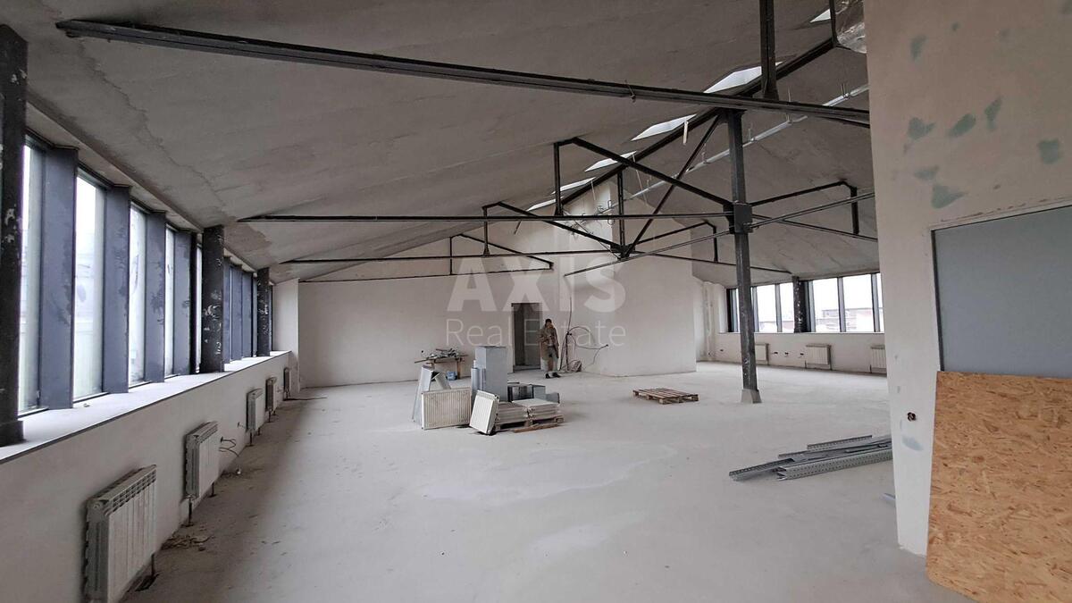 Office vul. Zhyljans'ka 146, 500m2
