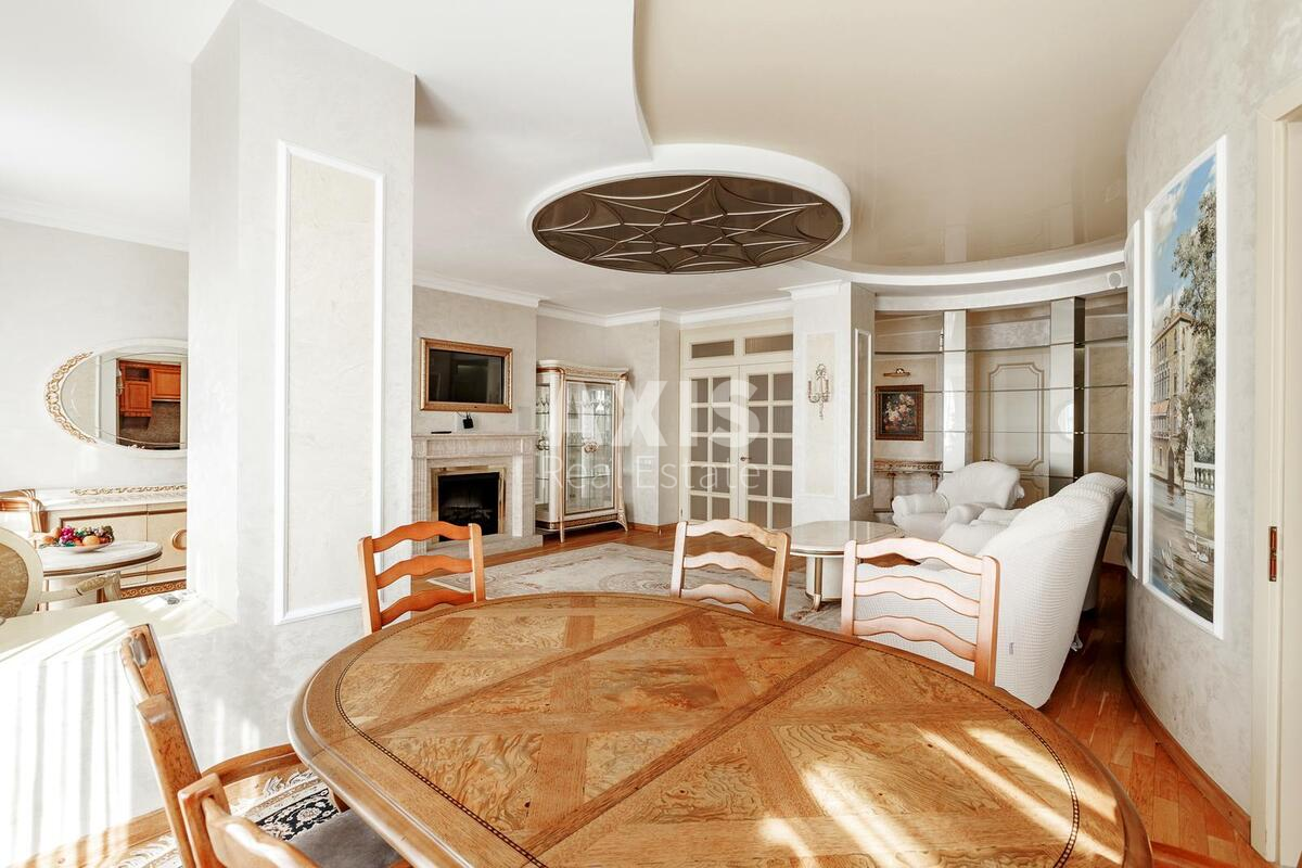 4k apartment uzv. Klovs'kyj 559399