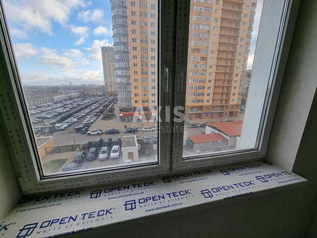 2k apartment vul. Kondratjuka Jurija 17
