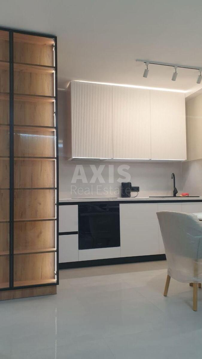 1k apartment vul. Myhajla Maksymovycha 24