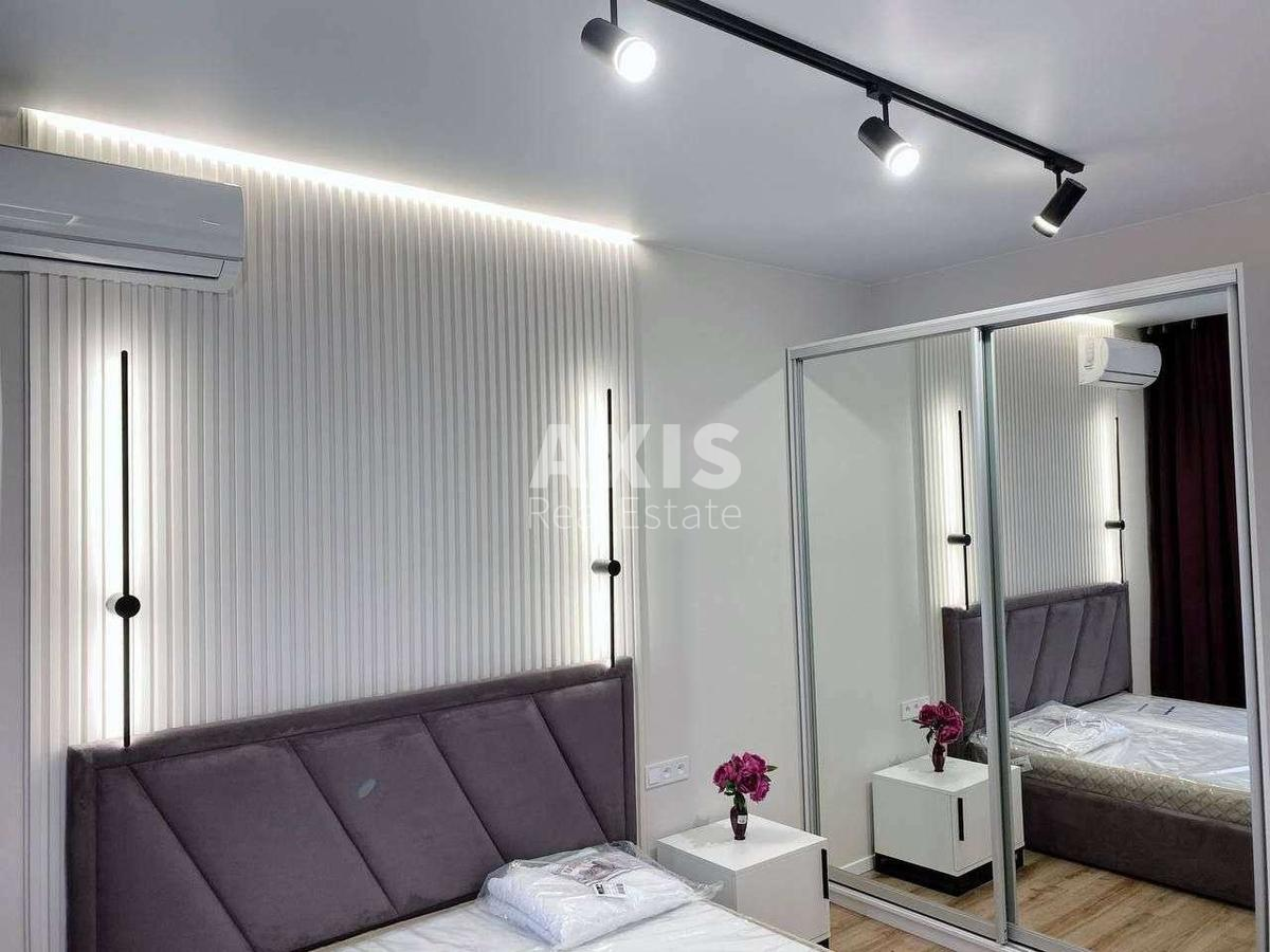 2k apartment vul. Myhajla Maksymovycha 26Г270705