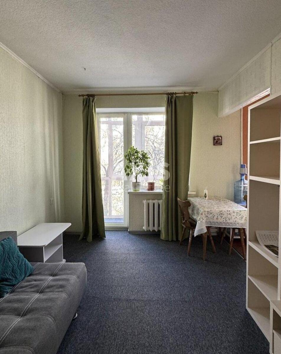 3k apartment prov. Gordienka Kostjantyna 32
