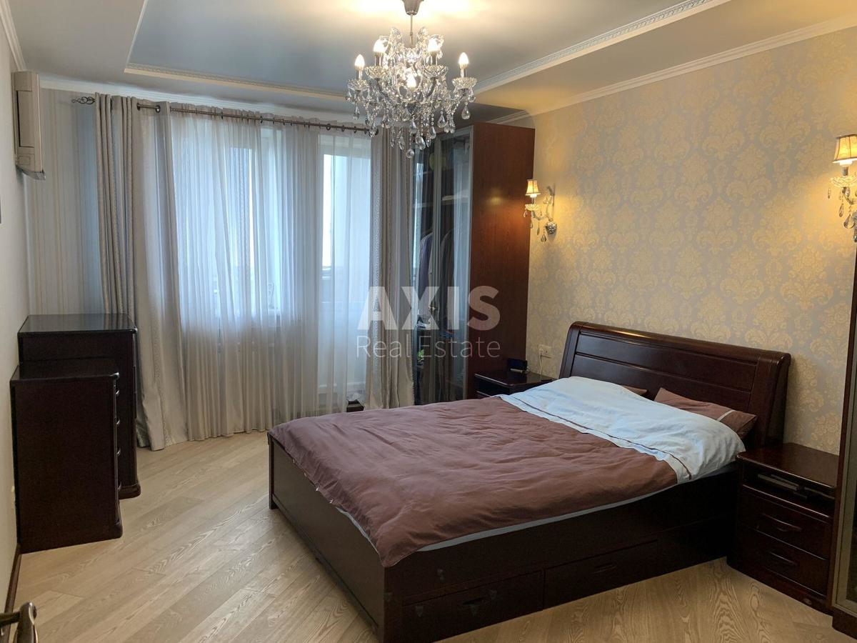 3k apartment vul. Golosii'vs'ka 134