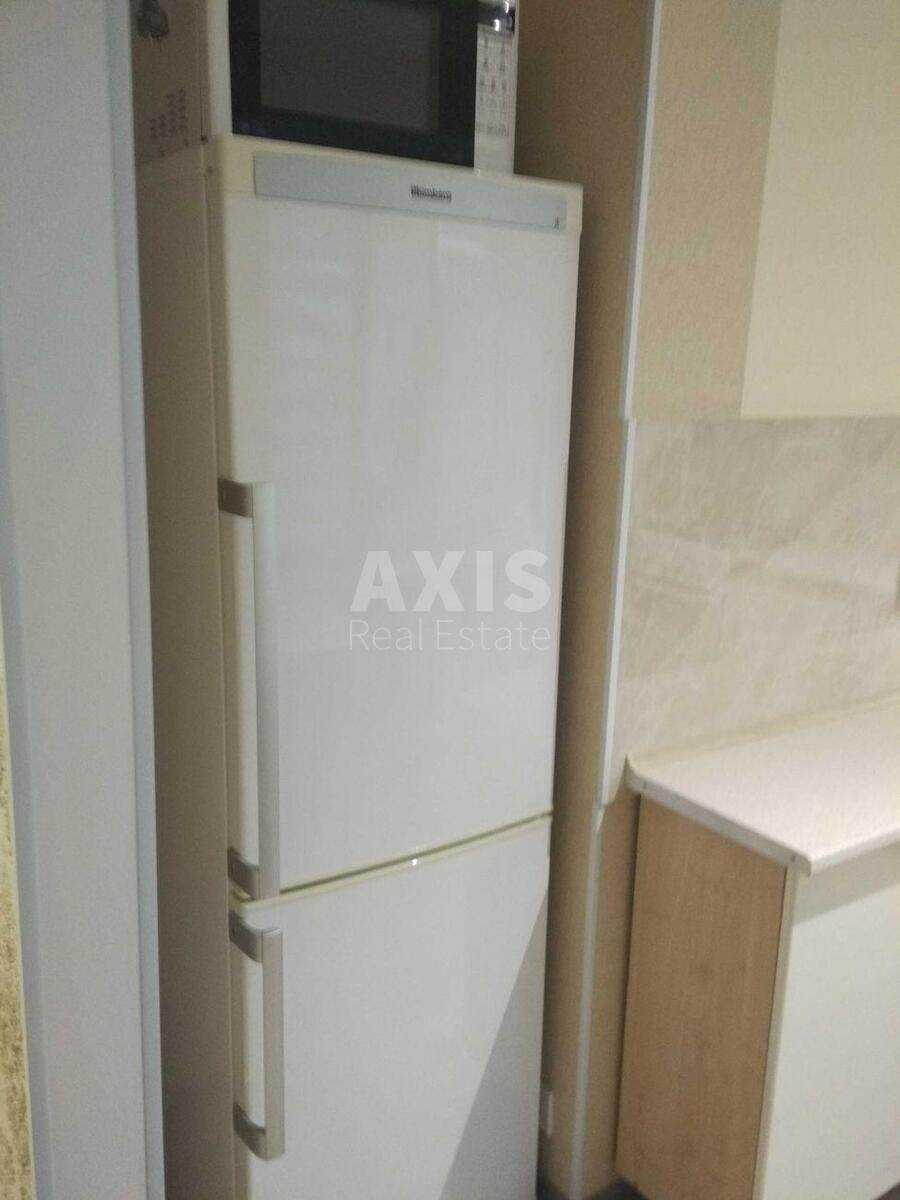 1k apartment vul. Budivel'nykiv 27А570284