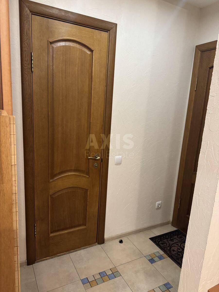 1k apartment uzv. Klovs'kyj 206141711