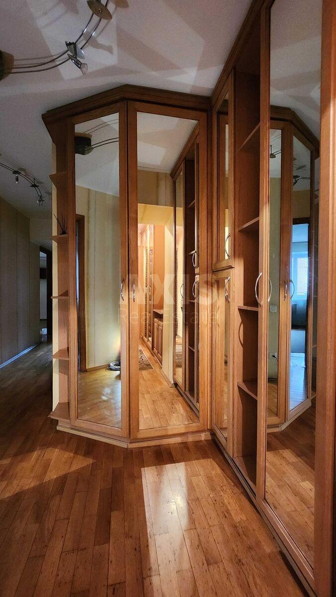 2k apartment vul. Zlatoustivs'ka 4564617