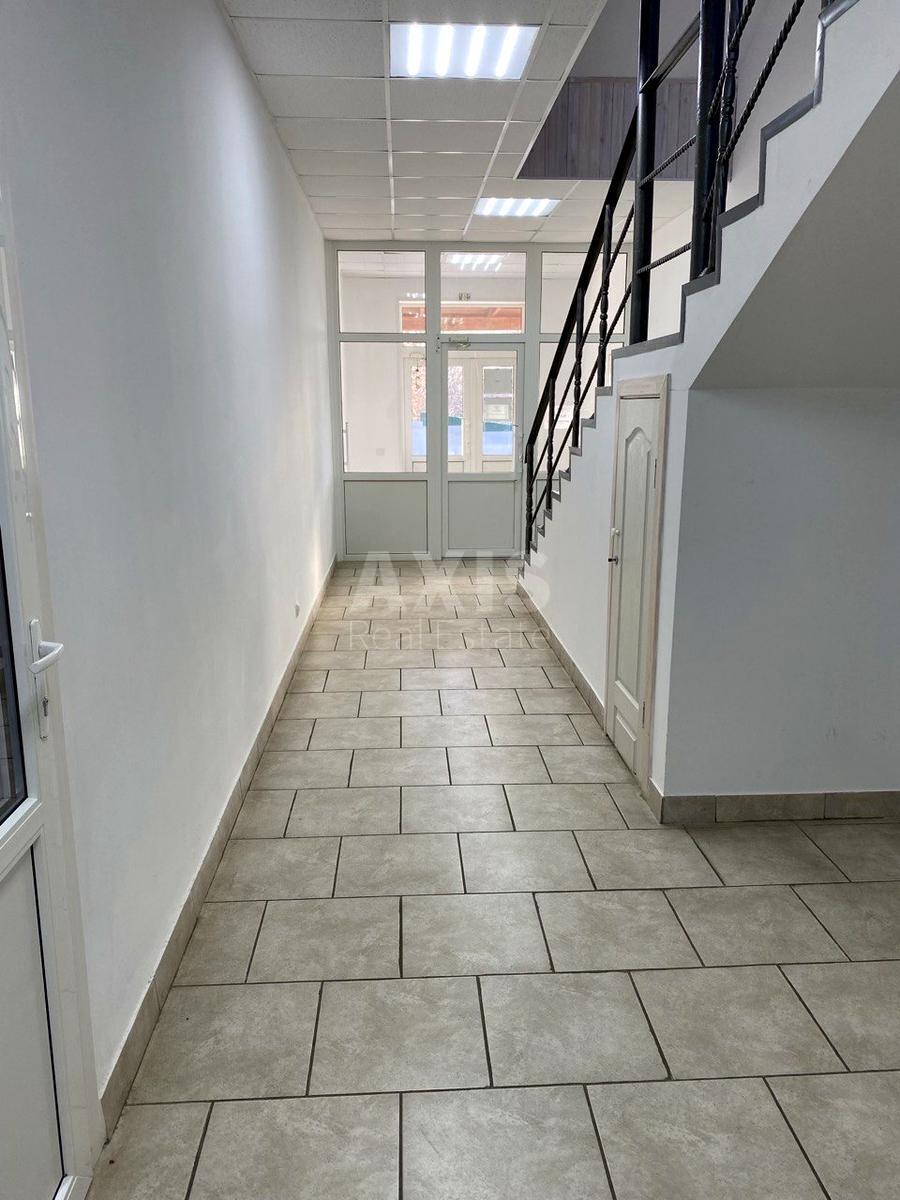 Office vul. Laureats'ka 8, 600m2609503