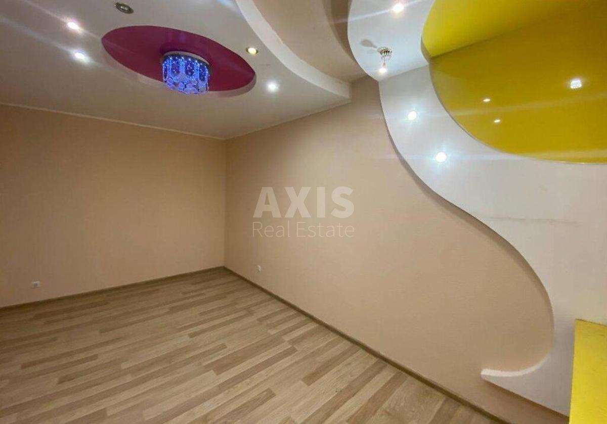 2k apartment vul. Oleny Pchilky 24