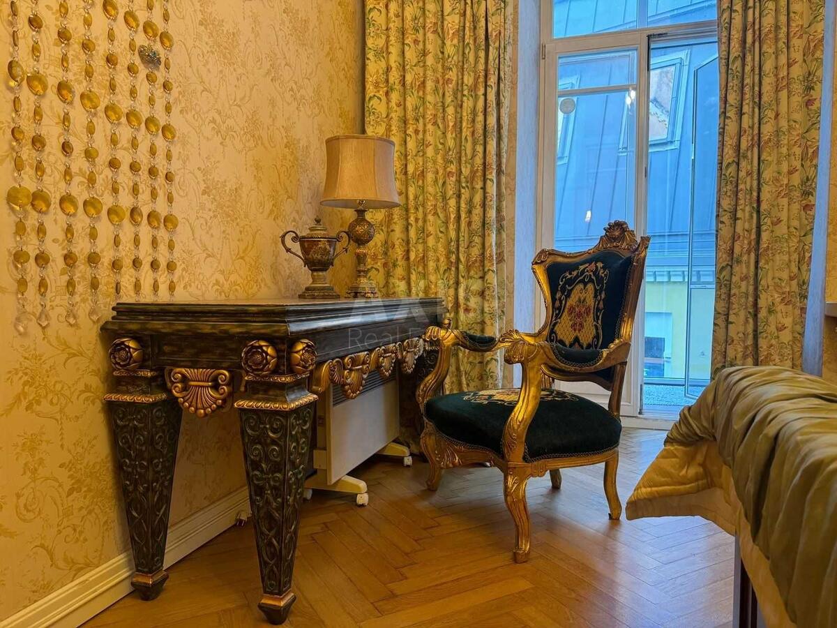 2к квартира спуск Андреевский 2Б595527