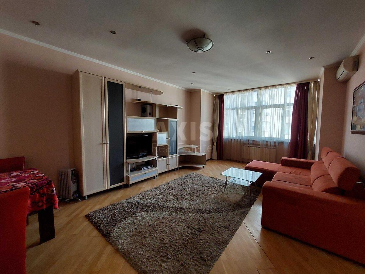 2к квартира ул. Саксаганского 1210