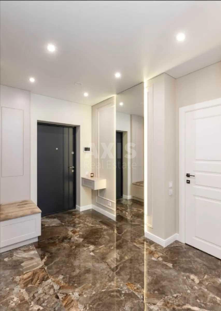 1k apartment nab. Dniprovs'ka 15Є5983513