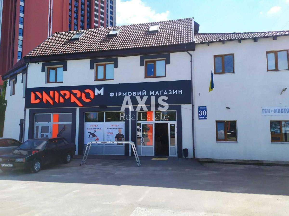 Office pr-t Moskovs'kyj 30, 320m236287