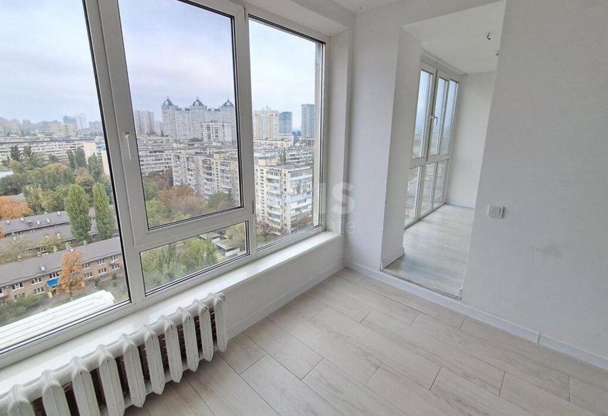 1k apartment nab. Rusanivs'ka 20