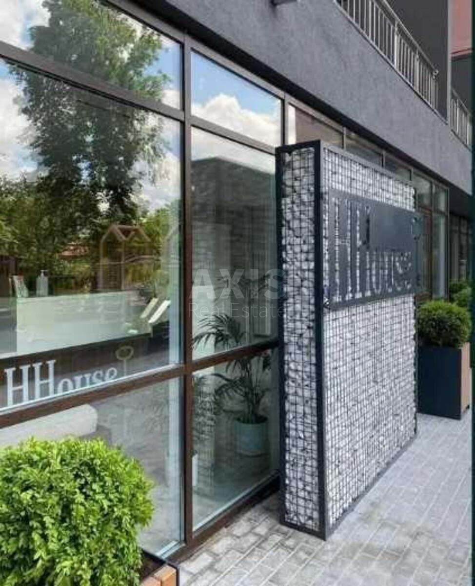 4k apartment vul. Nagirna 18/1611