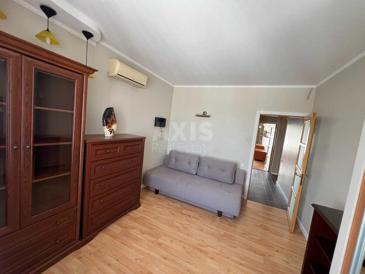 5к квартира ул. Драгоманова 16