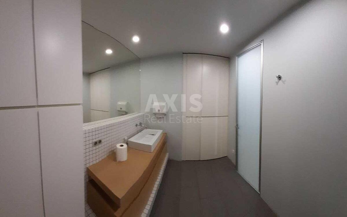 Office vul. Kropyvnyc'kogo 14, 117m21
